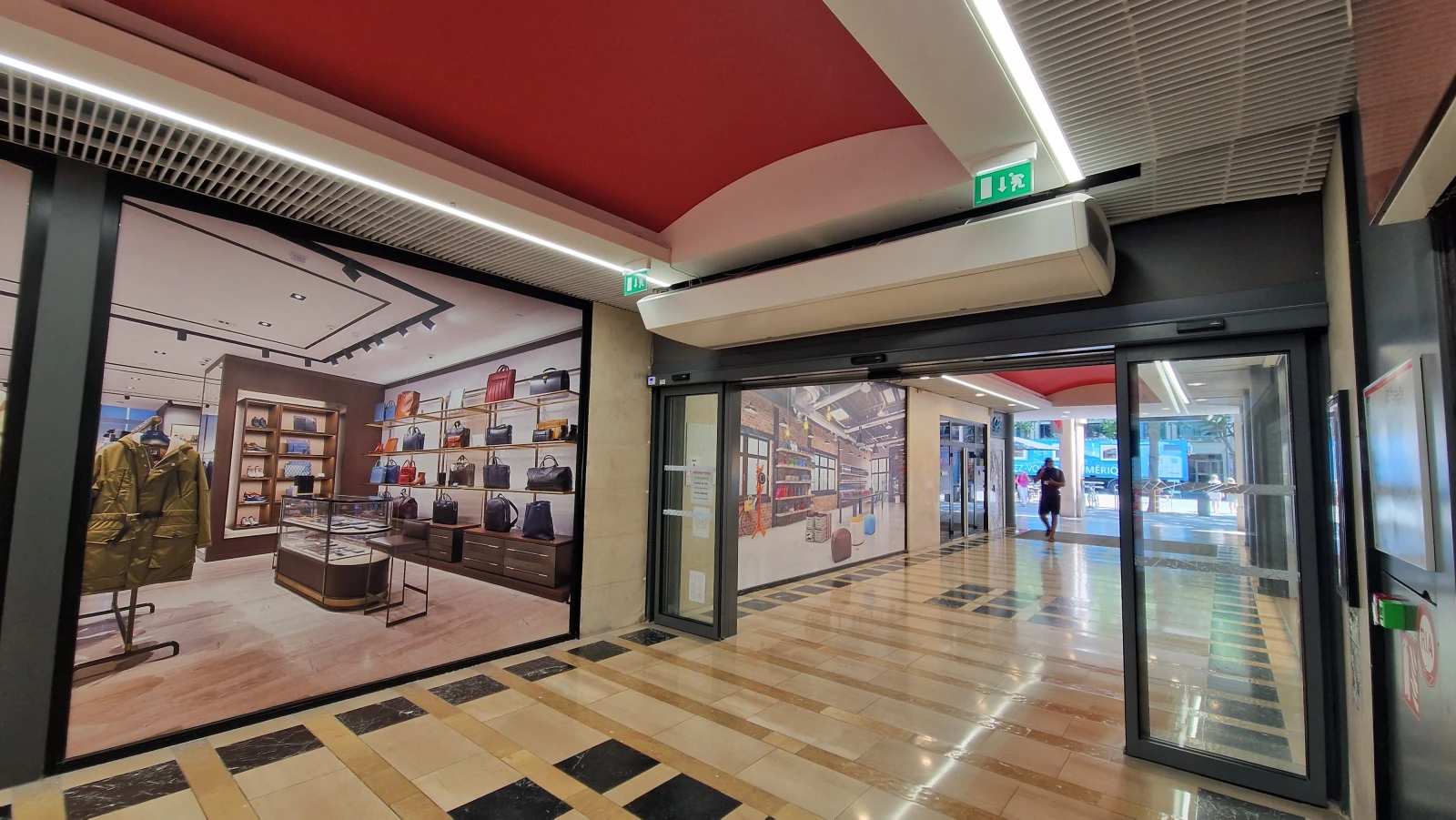 SR-Biddle-galerie commerciale.jpg